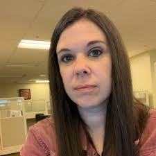 Amber Irwin (@aeliz78)