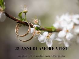 Così ha commentato il prossimo traguardo che tra due anni lo vedrà marito da oltre due decenni della più popolare delle conduttrici televisive degli ultimi anni. 25 Anni Di Matrimonio 100 Dediche Con Immagini Video E Frasi Per Le Nozze D Argento Passione Mamma