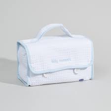 We have been able to build a constant dialogue with them, as well as with experts in the medical field thanks to the chicco. Shop Chicco Baby Moments 5 Piece Bathing Set With Bag Online Centrepoint Bahrain