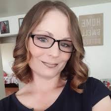 Melissa Chitty's Instagram, Twitter & Facebook