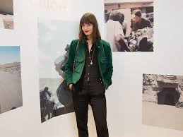 Nouvel album coeur sortie le 11 juin 2021 claraluciani.lnk.to/allmb. Adventure Awaits Singer Clara Luciani Joined Us In Celebrating Our New Parisian Boutique And Fw16 Inspiration Mo Online Fashion Stores Fashion Street Style