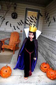 Check spelling or type a new query. How To Make Your Own Snow White And Evil Queen Costume Savvymom