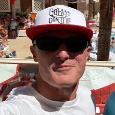 Clint Schmidt (@clintmania)