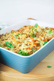 Wie mache ich blumenkohl auflauf? Low Carb Brokkoli Hackfleisch Auflauf Leckeres Rezept