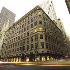 Find here all the saks fifth avenue stores in atlanta. L Avenue Opens A Luxe New Nyc Location In Saks Fifth Avenue Eater Ny