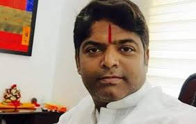 Young Business Man of the 'Amrut Malam' fame Shailesh commits suicide