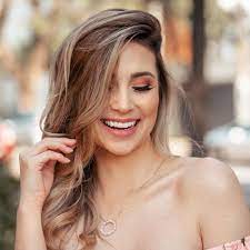 quem ja viu a nova foto de perfil ja tava na hora de mudar ne boa sexta feira suas lindas e lindos e ahhh d fotos de perfil fotos