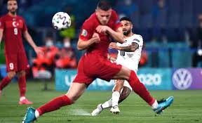 Gara d'esordio per la nazionale contro l'ostica turchia. Vi3jgi7286bjzm