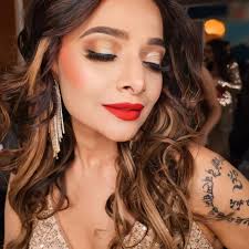 Many congratulations to my Bestie Shilpa Dhawan for winning Miss Bharat New  Jersey Crown 👑...It was my pleasure doing your makeup and my darling  sister Trupti Patel loved doing your hairstyle...Very well