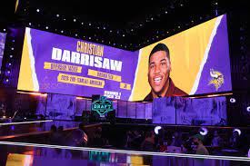 Draft proceeded on thursday night according to the league's strict hierarchy: Nghrs0653mrepm