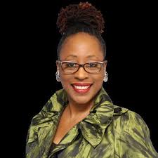 Carrie Coston's Instagram, Twitter & Facebook