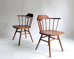 The seat has a 17.9 height that's perfect for sliding under a simple wood table. Chairs Owlsongvintage 350 00 Chaise Salle A Manger Mobilier De Salon Chaises Windsor