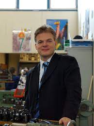 Willem middelkoop en pieter omtzigt; Pieter Omtzigt Wikidata
