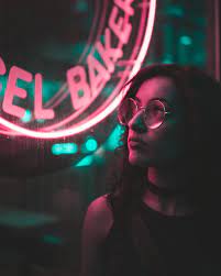 Spectacular Spectacles 100 Best Free Spectacle Glass Sunglass And Portrait Photos On Unsplash Neon Photography Neon Lights Photography Neon Photoshoot