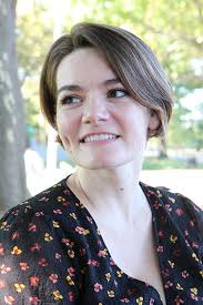 Astoria Characters: The Queen of 3-Liners