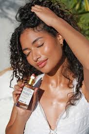 Can you mix the Mary Jane serum and CBD Flower Child face moisturizer  together when applying?