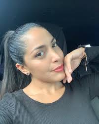 Ab Daisy Ochoa (@daisy8a_) • Threads, Say more