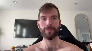 Jay Mason's risky car cruising - gets caught fucking in the act - pure heat from BoyFriendTV