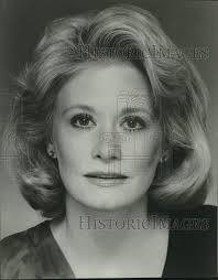 1990 Press Photo Actress Suzy Hunt