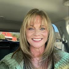 Theresa Marrs's Instagram, Twitter & Facebook