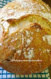 . le poids de la miche de pain a tout simplement . été réduit de 500 à 400 grammes, tandis que son prix. Miche De Pain A La Cocotte Halte Gourmande Chez Nanou