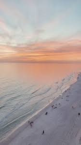Pin By Elina L On W A L L P A P E R S Beach Wallpaper Sky Aesthetic Vsco Beach