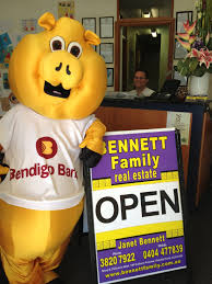If U Are Thinking Of Buying Or Selling Your House In The Redlands Why Not Pop In And See Janet Bennett And The Wonderful Cereal Pops Redlands Pops Cereal Box