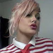 Melissa Copen's Instagram, Twitter & Facebook