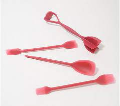 Clicking kitchen grip oven mitts. 43 Cool Kitchen Gadgets 2021 Unique Kitchen Tools