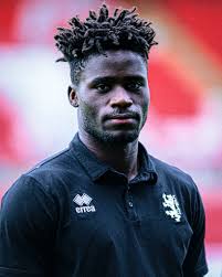 No way past this guy 🧱 ⭐️ Sam McClelland slots into the @SPFLOfficial Team  of the Week's backline after yet another standout #cinchChamp performance  marshalling our defence It's also the 4️⃣th consecutive