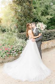 Best Houston Texas Wedding Photographer Juan Huerta Photography Prices Packages U Houston Texas Wedding Texas Wedding Photographer Wedding Photographer Prices