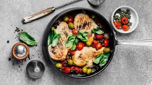 To combat leaky gut, eat foods that promote the growth of healthy gut bacteria, including fruits, cultured dairy products, healthy fats, lean meats, and fibrous and fermented vegetables. The Leaky Gut Diet Plan What To Eat What To Avoid