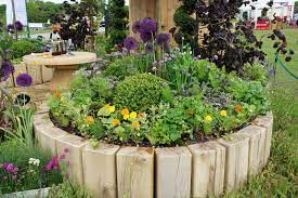 Maybe you would like to learn more about one of these? 27 Gorgeous And Creative Flower Bed Ideas To Try Garden Edging Ideas Cheap Beautiful Flowers Garden Flower Garden Design