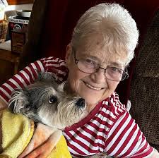 What places serve breakfast or brunch in Dubois County?