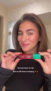 Esenciales de Maquillaje Otoñal: Blush Líquido Ladybug