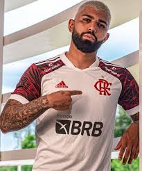 Jogos, contratações, treinos, bastidores, opinião e muito mais, também no youtube. Flamengo Presents Its New Away Jersey 24hfootnews