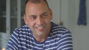 Landmanden Dennis har fundet kærligheden