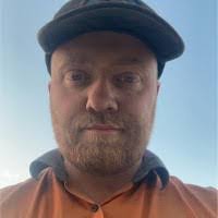 Stephen Mchugh's Instagram, Twitter & Facebook