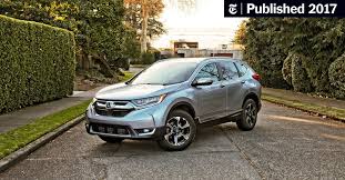 Trunk tailgate or cargo door does not open in cold weather. Video Review The 2017 Honda Cr V Stays True To Its Mainstream Roots The New York Times