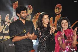 aditya roy kapoor and shraddha kapoor on ashiqui 2 promo aditya roy kapoor and shraddha kapoor