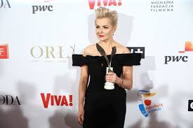 Kompletnymi współrzędnymi geograficznymi, pod którymi mieści się siedziba firmy są: Eagles 2019 Cold War Is The Best Movie