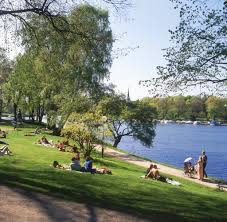 År 2013 flyttades restaurangen till djurgården. Schweden Stockholm Eine Metropole Am Wasser Bilder Fotos Welt