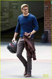 I make no secret of that, and i do love my home country and my hometown vancouver. Ryan Reynolds Casual Outfit Style 5 Fashion Best