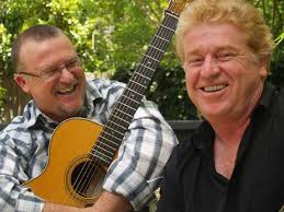 Festival folk sing Eric Bogle