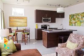 كولكشن مطابخ مفتوحه على الصاله للشقق الحديثة لوكشين ديزين نت Open Plan Kitchen Living Room Open Kitchen And Living Room Kitchen Design Small