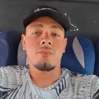 40+ perfiles de «Edinson Salazar»