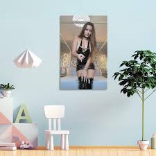 HBHSLAN Dani Daniels Sexy Poster（70） Canvas Wall Art Poster For Room  Aesthetic And Decor Poster For Living Room Bedroom Office Decor  20x30inch(50x75cm) : Amazon.ca: Home