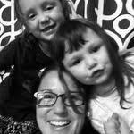 Donna Hinsey's Instagram, Twitter & Facebook