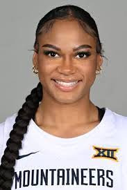 Lindsey Fields's Instagram, Twitter & Facebook