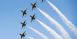 The canadian international air show is canada's largest and longest running air show. Canadian International Air Show To Soar Over Cne This Weekend Listed